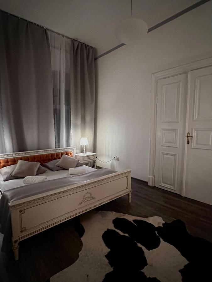 Csaky Palace Bratislava 3 المظهر الخارجي الصورة