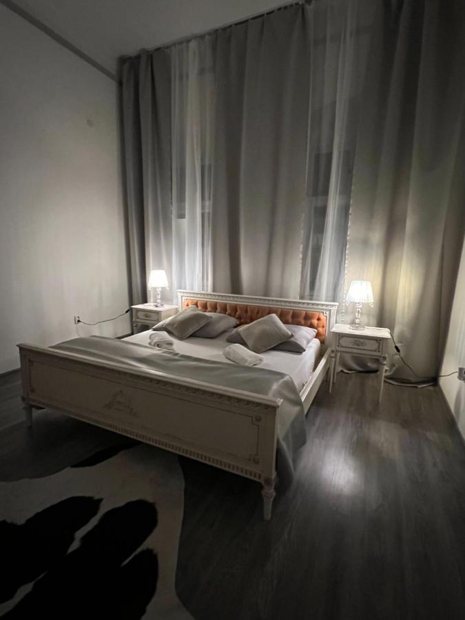 Csaky Palace Bratislava 3 المظهر الخارجي الصورة